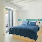 Villa Kiya - Beachfront Villa With Mykonos Town And Sunset Views Villa *