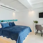Villa Villa Kiya - Beachfront Villa With Mykonos Town And Sunset Views *