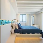 Villa Kiya - Beachfront Villa With Mykonos Town And Sunset Views *