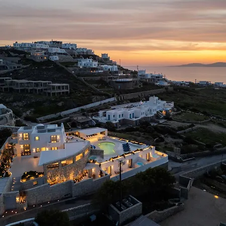 Villa Kiya - Beachfront Villa With Mykonos Town And Sunset Views