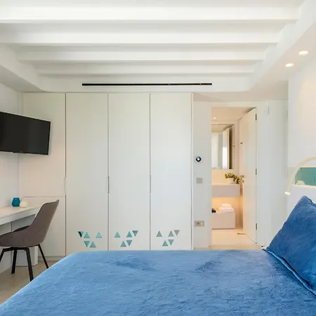 Kiya - Beachfront With And Sunset Views Vila *